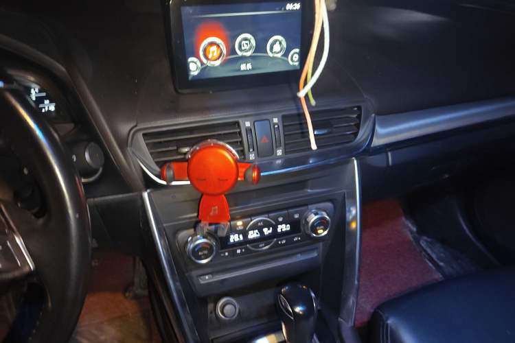 Used Mazda CX-4 2018 2.0L Automatic 2WD Blue Sky Exploration Edition China VI Standard
