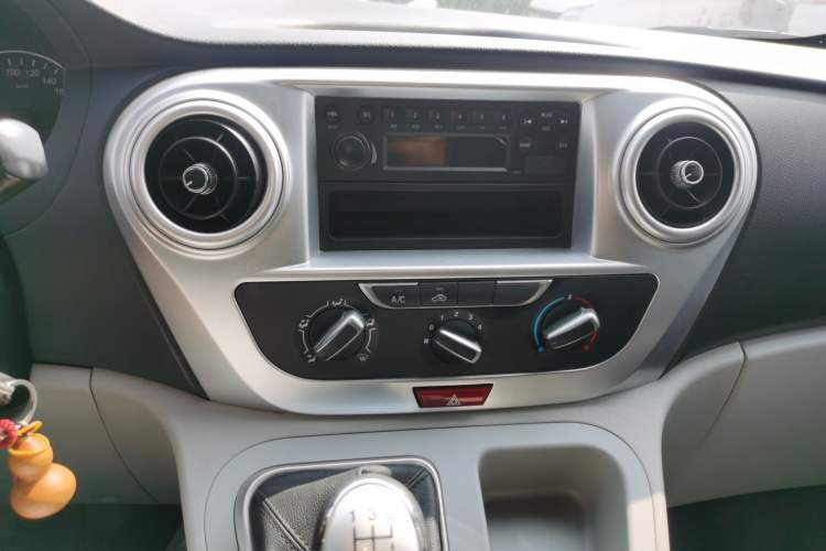 Used JAC Refine M3 2023 PLUS 1.5T 5/7-seat Classic Edition