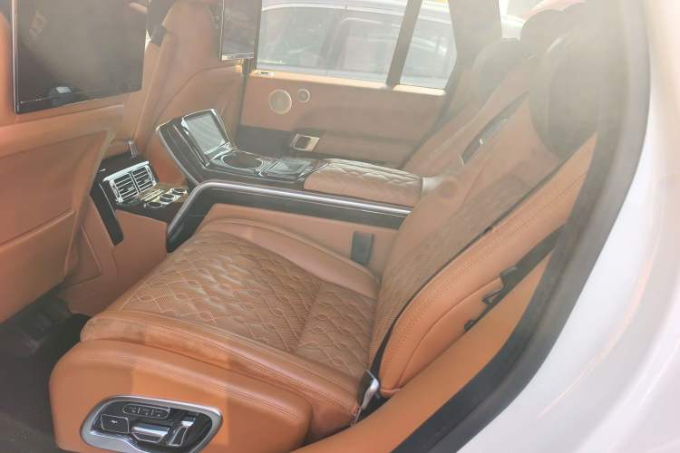 Used Land Rover Range 2014 3.0 TDV6 Vogue Left Rear Seat