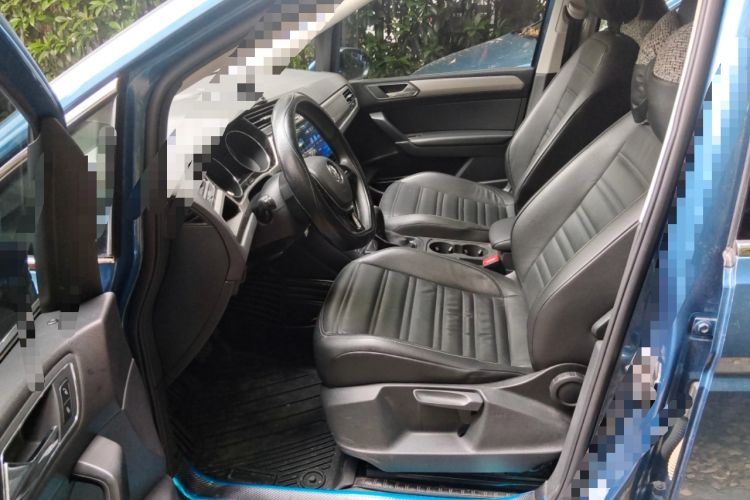 Used Volkswagen Touran 2016 Volkswagen Touran L 280TSI DSG Comfort Edition
