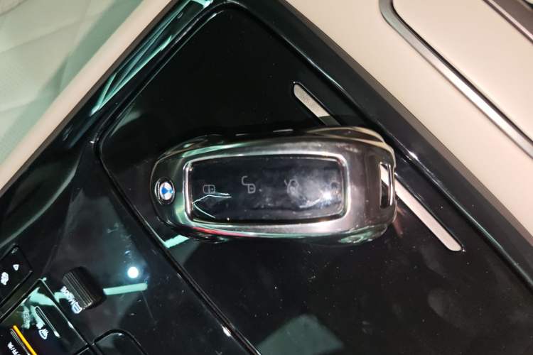 Used Denza D9 2024 DM-i 980 Four-Wheel Drive Prestige Model