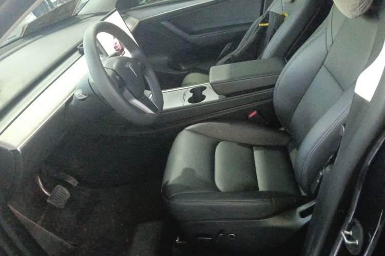 Used Tesla Model Y 2024 Rear-Wheel-Drive Version