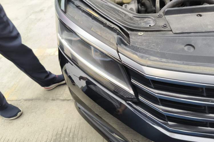 Used Volkswagen Passat 2016 280TSI DSG Prestige Edition Right Front Headlight