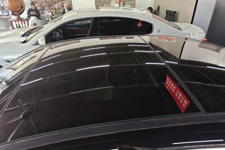 Used Mercedes-Benz E-Class 2022 Second Facelift E 300 L Fashion Edition
