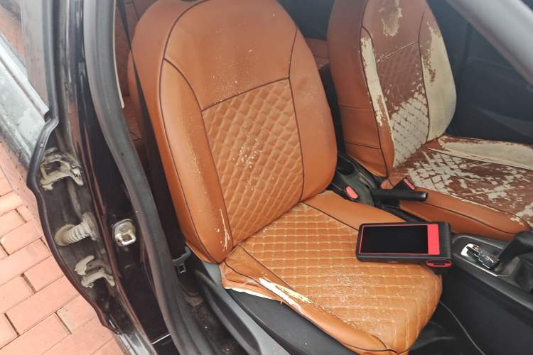 Used Citroen Elysee 2015 Qishang Edition 1.6L Automatic Fashion Model