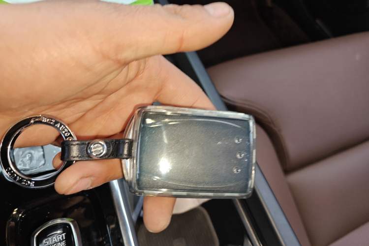 Used Volvo S60 2025 B4 Zhiyuan Luxury Edition