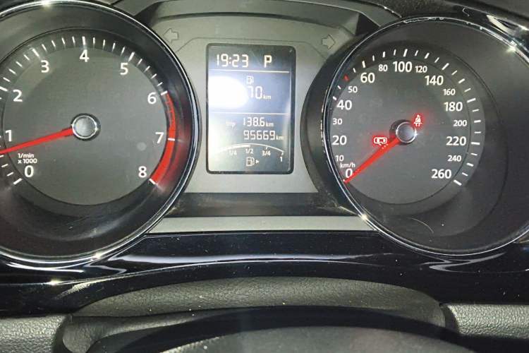 Used Volkswagen Sagitar 2017 1.6L Automatic Comfort Model Instrument Cluster