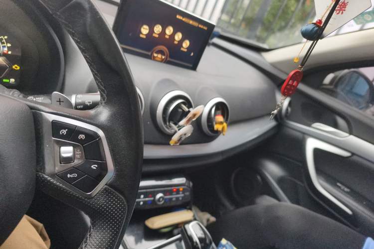 Used Wey VV7 2017 VV7c 2.0T Luxury Model
