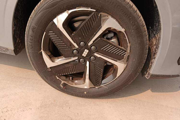 Used Geely Galaxy L6 2025 EM-i 140km Explorer+ Edition