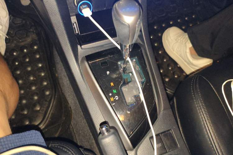 Used Toyota Corolla 2014 1.6L CVT GL Gear Lever