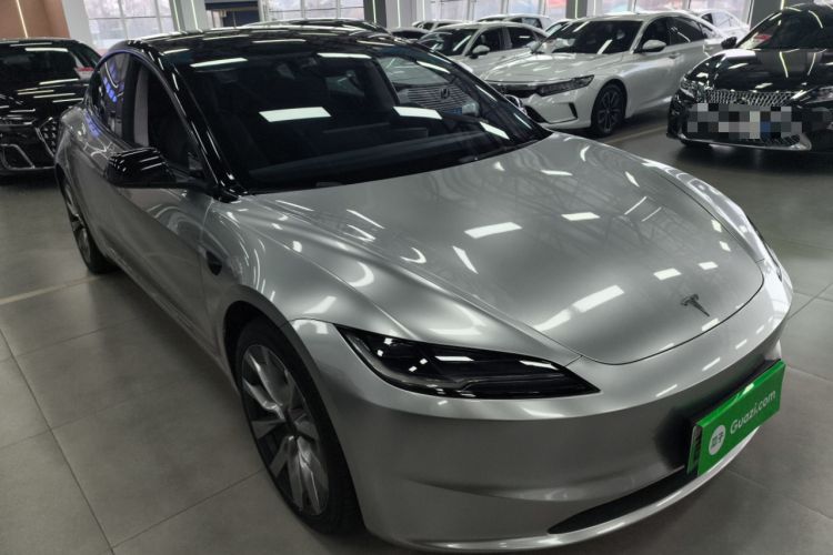 Used Tesla Model 3 2023 Long-Range All-Wheel-Drive Version