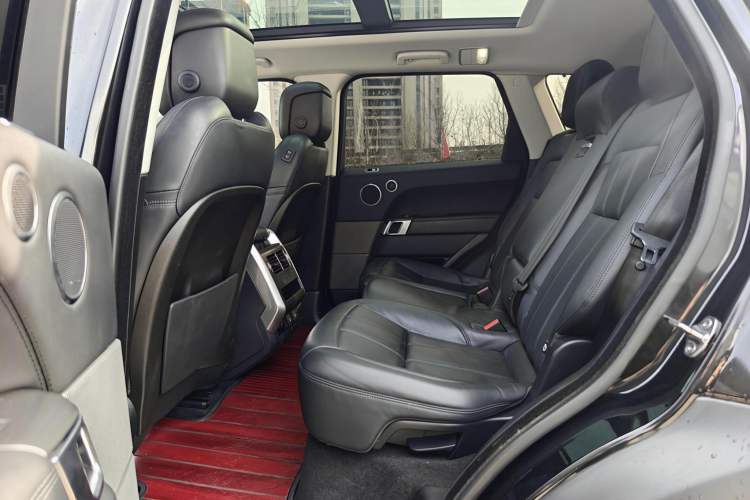 Used Land Rover Range Rover Sport 2020 3.0 L6 SE