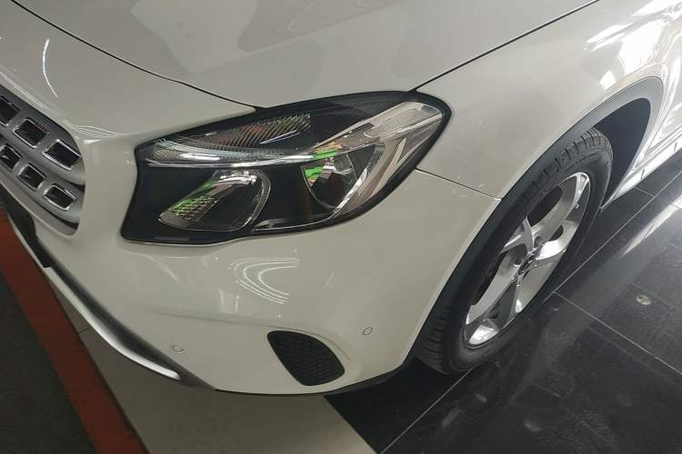 Used Mercedes-Benz GLA 2018 GLA 200 Sport Edition Left Front Headlight