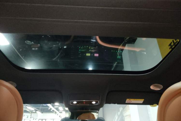 Used Hima AITO M9 2024 All-Electric Ultra Version 100 kWh 6-Seater Model
