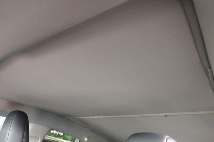 Used Tesla Model Y 2026 Model Long-Range Rear-Wheel-Drive Version
