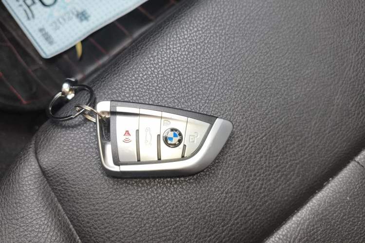 Used BMW 3 Series 2016 316i Fashion Model