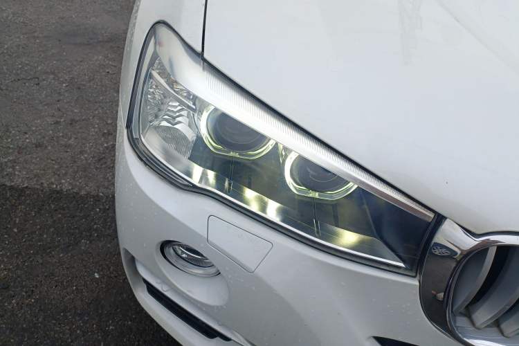 Used BMW X4 2014 xDrive20i X Design Package Right Front Headlight