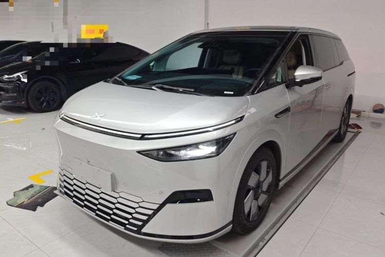 Used XPeng X9 2024 702 Ultra-Long Range Max