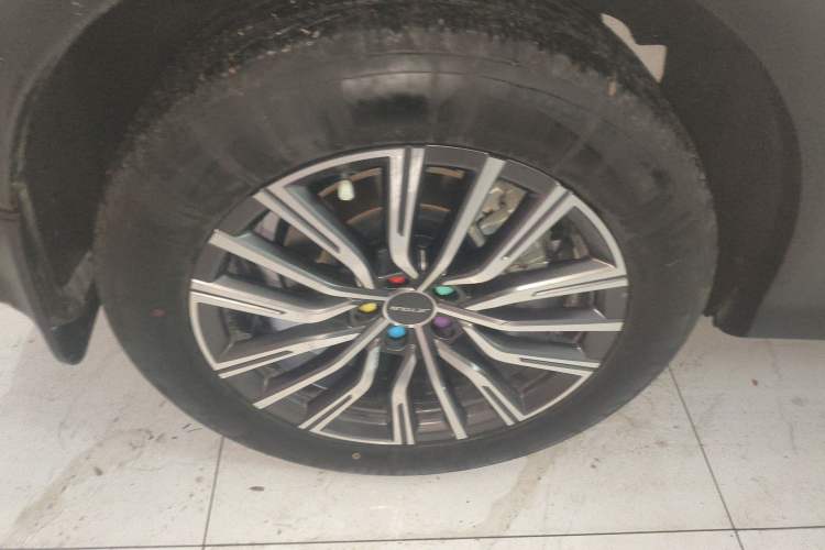 Used JETOUR X70 PLUS 2023 1.5T DCT Brave PLUS 5-Seater