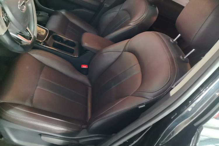 Used GAC Trumpchi GS4 2018 235T Automatic Two-Wheel Drive Elite Edition Left Front Seat