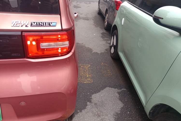 Used Wuling Hongguang MINIEV 2020 Enjoyment Model Lithium Iron Phosphate