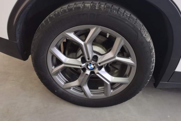 Used BMW X3 2020 xDrive28i Luxury Package Right Rear Wheel Hub