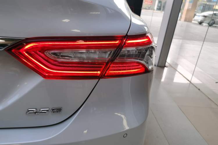 Used Toyota Camry 2019 2.5G Luxury Edition China VI Standard Right Rear Taillight
