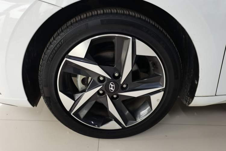 Used Hyundai Elantra 2022 1.5L CVT GLX Elite Edition