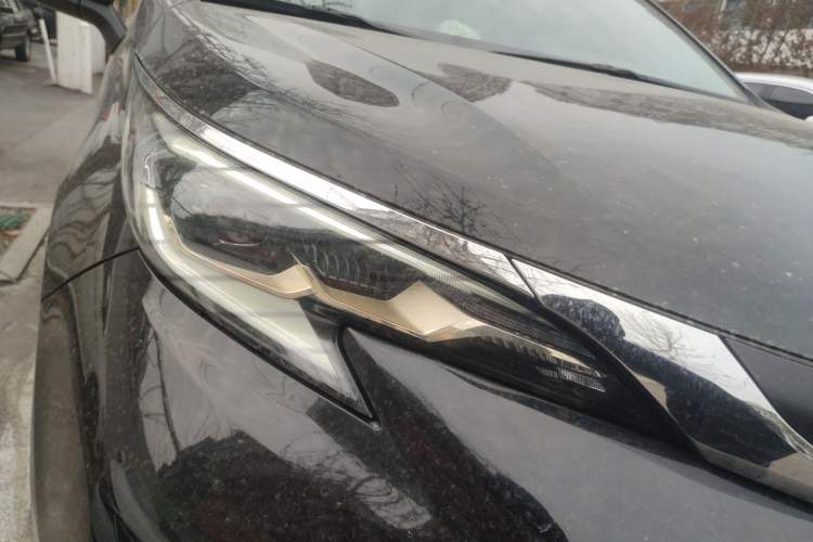 Used Toyota Granvia 2023 2.5L Hybrid Comfort Edition