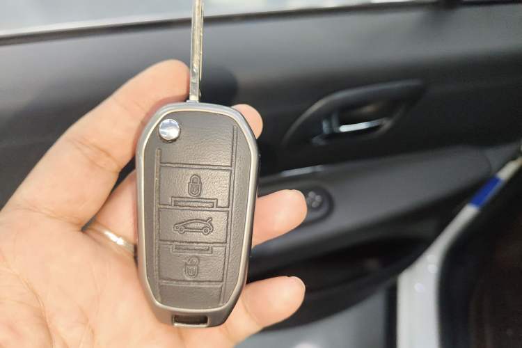 Used Peugeot 3008 2016 1.6THP Automatic Prestige Edition Interior 1