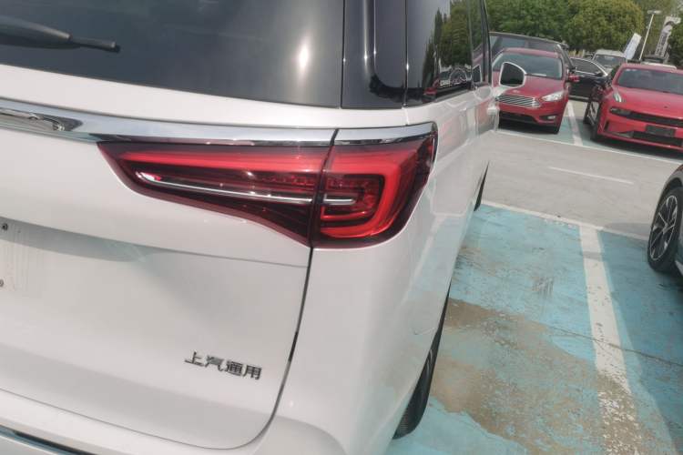 Used Buick GL8 2023 ES Lu Zun Comfort Model Exterior 3