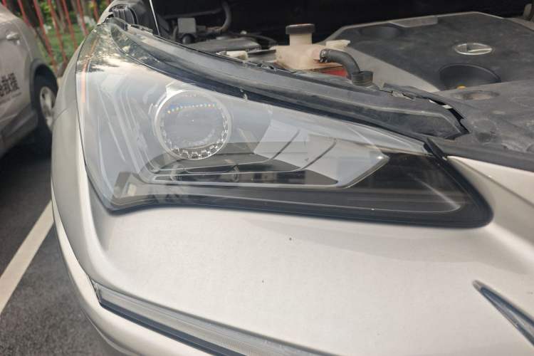 Used Lexus NX 2020 200 Front-Wheel Drive Freeline Edition China VI Standard Right Front Headlight