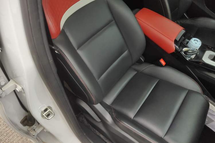 Used MG 5 2022 300TGI DCT Chao Yue Luxury Edition Right Front Seat