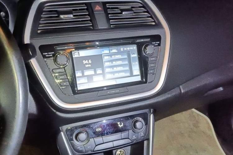 Used Suzuki S-Cross 2014 1.6L Manual Two-Wheel Drive Elite Model
