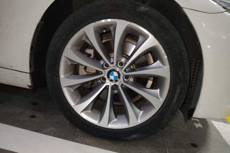 Used BMW 5 Series 2017 525Li Leading Model