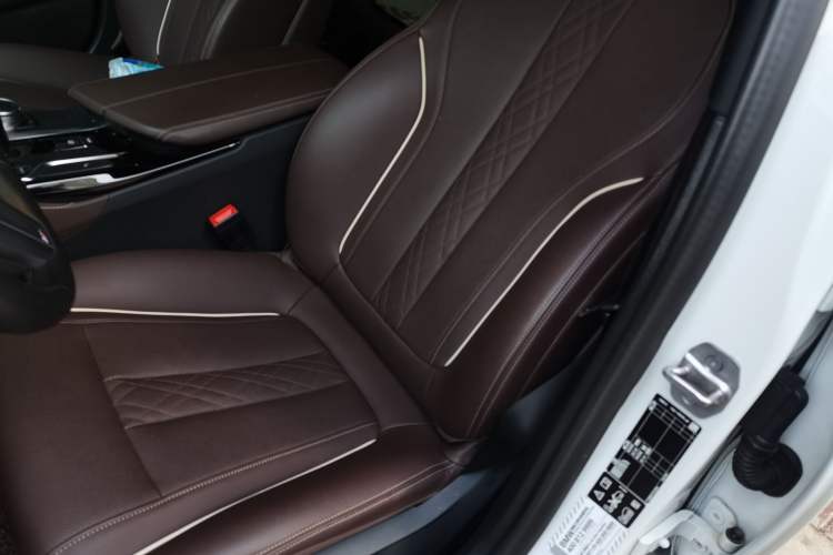 Used BMW 5 Series 2022 Second Facelift 530Li xDrive M Sport Package
