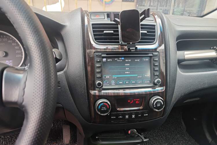 Used Kia Sportage 2013 2.0L Automatic Two-Wheel Drive GLS Trim
