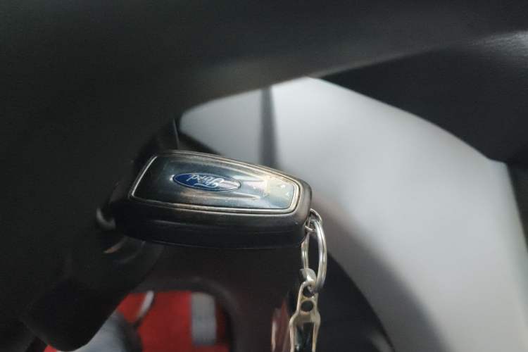 Used Ford Kuga 2015 1.5L GTDi Two-Wheel Drive Fashion Edition