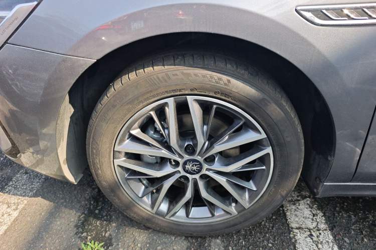 Used BYD Qin PLUS 2024 Honor Edition EV 510KM Beyond Model Left Front Wheel Hub