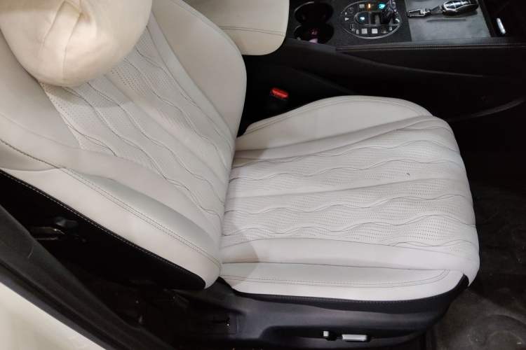 Used BYD Seal 06 New Energy 2024 DM-i 120KM Flagship Model Right Front Seat