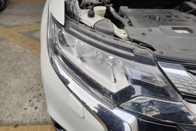 Used Mitsubishi Outlander 2016 2.4L 4x4 Elite Edition 5 Seats