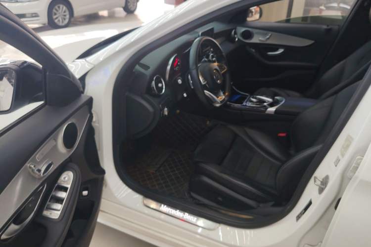 Used Mercedes-Benz C-Class 2017 C 200 Sport Edition 4MATIC Driver Seat