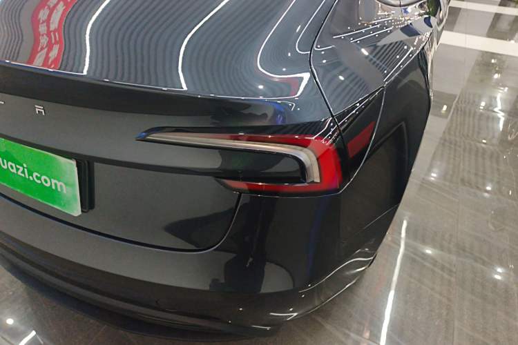 Used Tesla Model 3 2023 Rear-Wheel-Drive Version