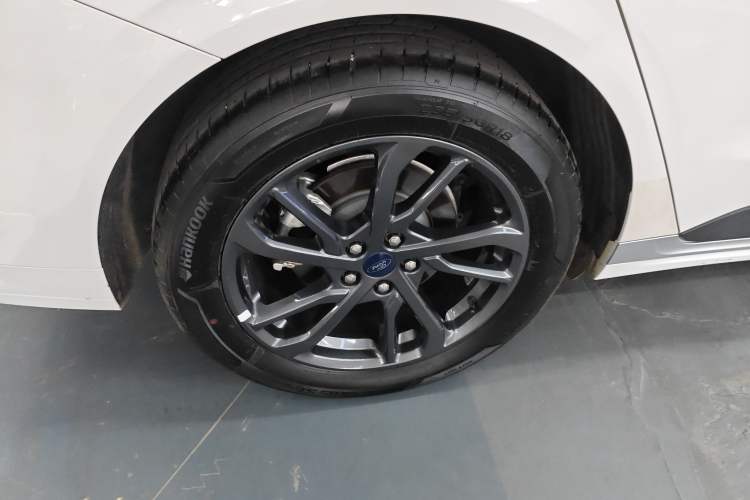 Used Ford Mondeo 2025 1.5T EcoBoost Luxury Version