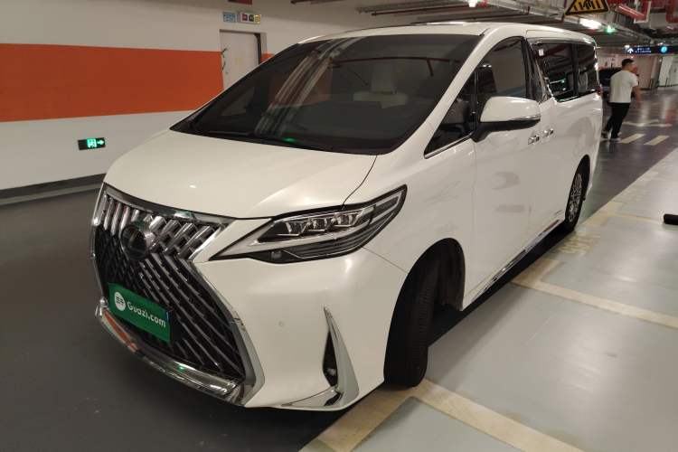 Used Lexus LM 2020 300h Four-Seat Grand Edition