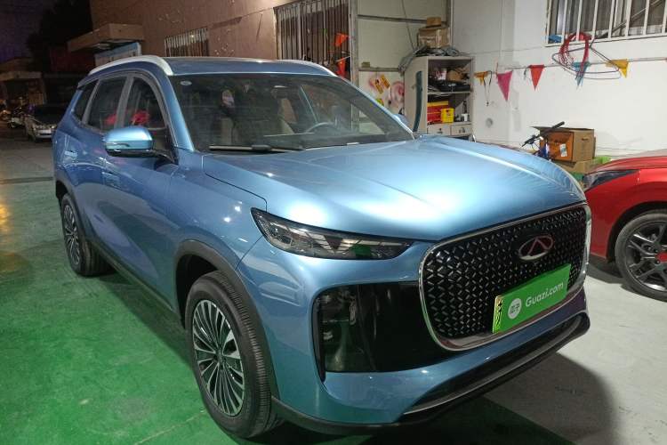 Used Chery Tiggo 8 PLUS C-DM 2025 1.5T 116 km Prestige Version 5 Seats
