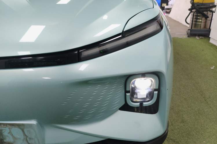 Used Geometry E Firefly 2024 301km Starlight