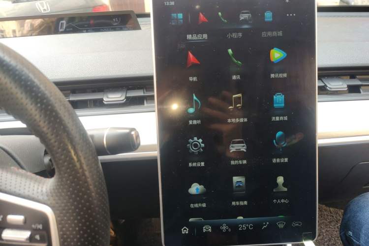 Used NETA V 2021 Long-Range Entertainment Edition Upgrade Model