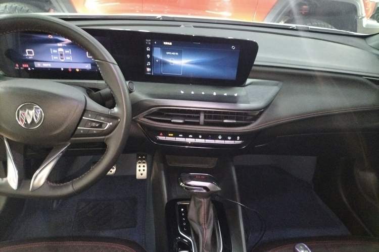 Used Buick Verano 2023 Pro GS Swift Edition Audio And AC Panel