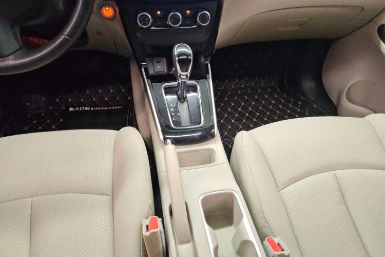 Used Nissan Sylphy 2019 1.6XV CVT Smart Connect Luxury Edition China V Standard